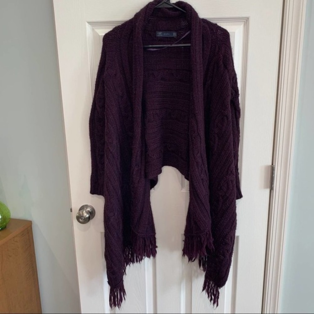 Zara size medium sweater